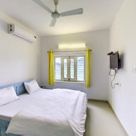 Shikhar Bunglow - A Stunning Valley View Bungalow In Mount Abu Bed & Breakfast Bagian luar foto