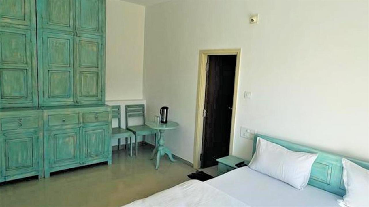 Shikhar Bunglow - A Stunning Valley View Bungalow In Mount Abu Bed & Breakfast Bagian luar foto