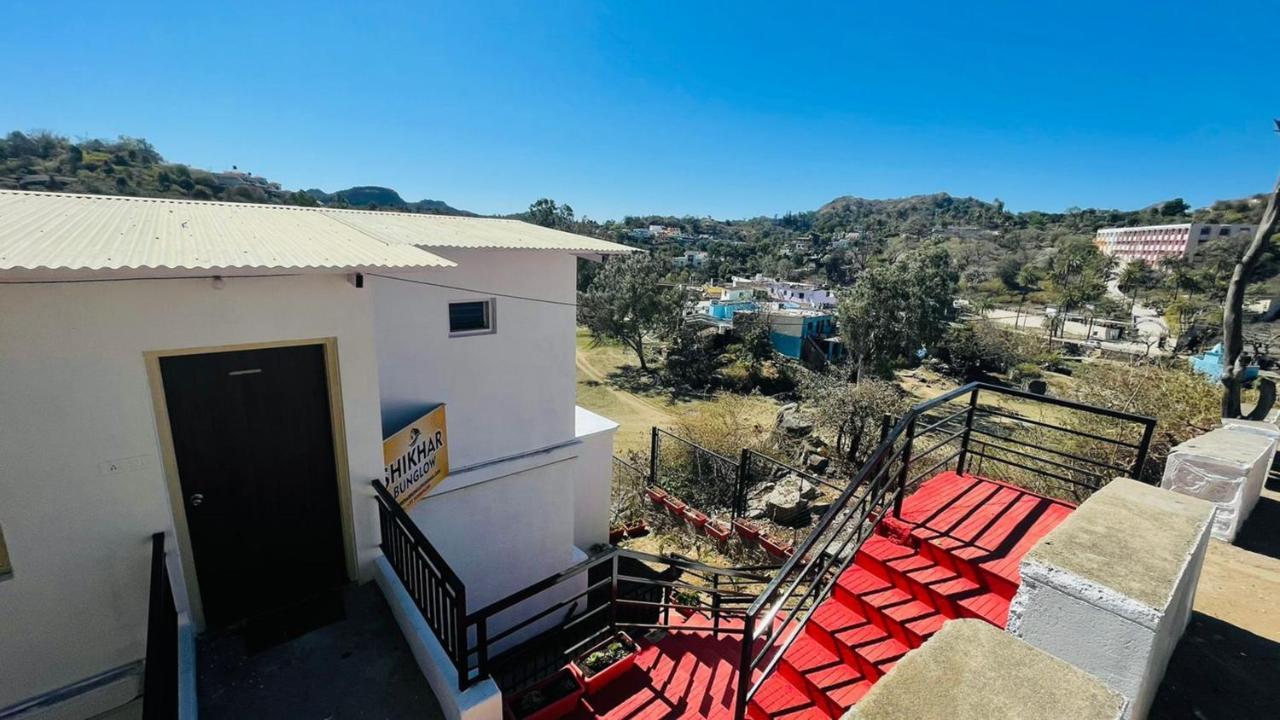 Shikhar Bunglow - A Stunning Valley View Bungalow In Mount Abu Bed & Breakfast Bagian luar foto