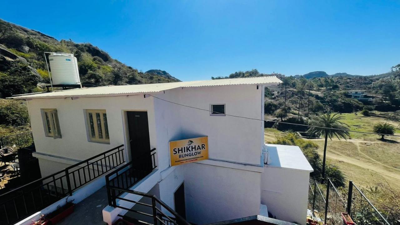 Shikhar Bunglow - A Stunning Valley View Bungalow In Mount Abu Bed & Breakfast Bagian luar foto